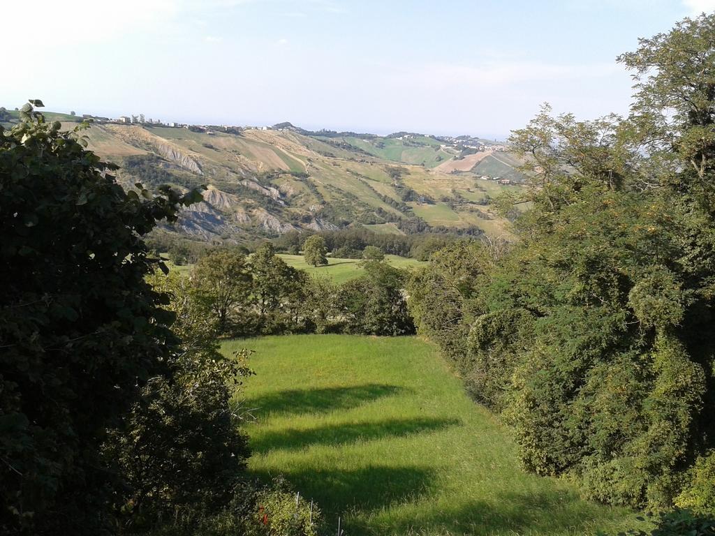 B&B San Nicola Serramazzoni ภายนอก รูปภาพ